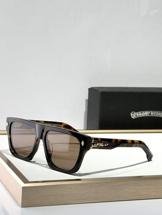 Picture of Chrome Hearts Sunglasses _SKUfw66527577fw